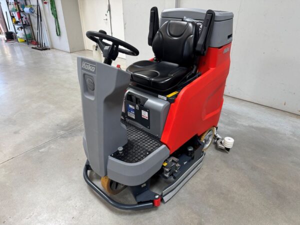 Hako Scrubmaster B120R TB900