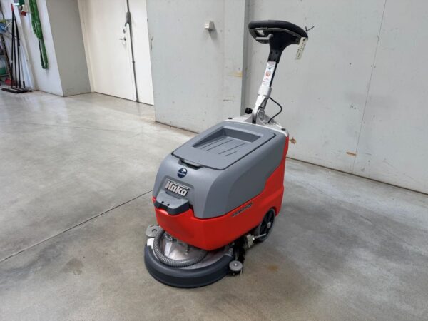 Brugt Hako Scrubmaster B25